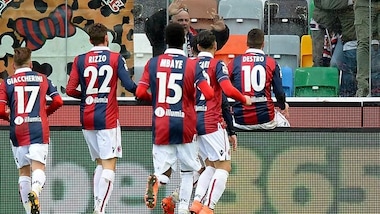 Serie A: Bologna ok con Destro, Torino show in rimonta