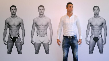 Addio al metrosexual, è arrivato lo "spornosexual"