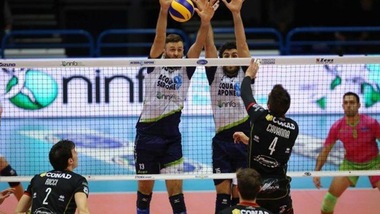 Volley: Superlega, la CMC Romagna batte Latina al tie break