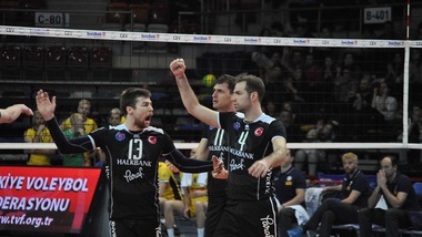 DHL Modena ad Ankara è notte fonda... 0-3 con l'Halkbank di Bernardi