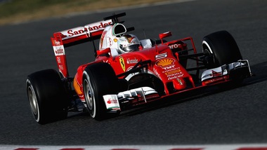 F1, Barcellona: Vettel il più veloce in mattinata