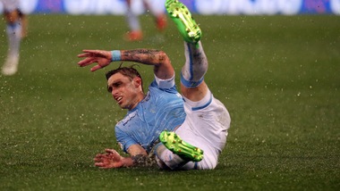 Lazio-Sassuolo 0-2: i biancocelesti cadono sotto la pioggia dell'Olimpico