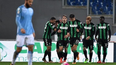 Serie A, Lazio-Sassuolo 0-2: Berardi e Defrel gelano un Olimpico deserto