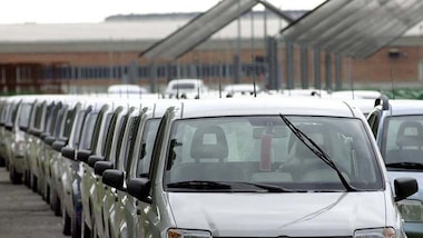 Mercato auto, febbraio boom: vendite +27,3%