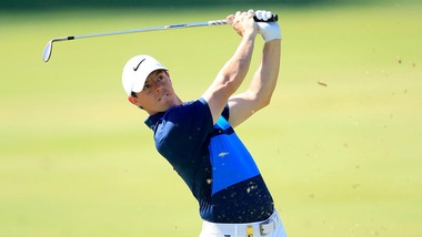 Golf, WGC: Rory McIlroy in testa di tre colpi