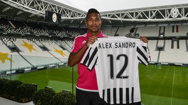 Juventus, Alex Sandro verso il debutto