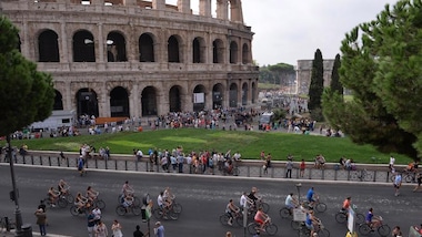 Pasqua: 9,7 milioni di italiani in viaggio