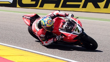 SBK Aragon, trionfo Davies: «Ottimo lavoro, ma restiamo con piedi per terra»