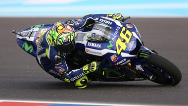 MotoGP, GP Argentina: Marquez in pole, braccato da Rossi