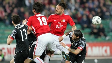 Serie B: Bari-Cesena termina a reti inviolate