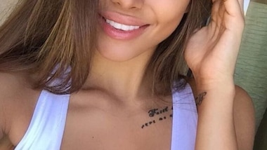 Guardate che schianto Viki, la nuova fiamma di Alonso