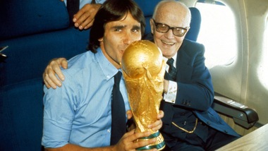 Il caso DC9 Mundial, Figc-Alitalia alla stretta finale