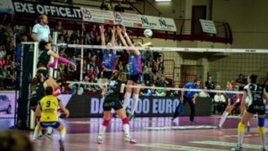 Volley: A1 Femminile,  Novara porta Modena alla bella