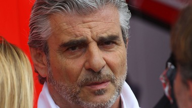 F1 Ferrari, Arrivabene furioso: «Mi sono stufato»