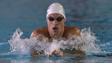 Nuoto, titolo e qualificazione olimpica per Turrini nei 400 misti