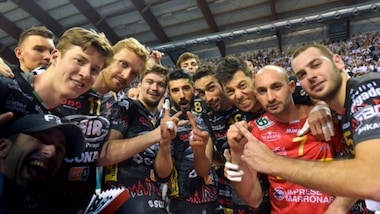 Volley: Play Off, splendida Perugia: è la prima finalista