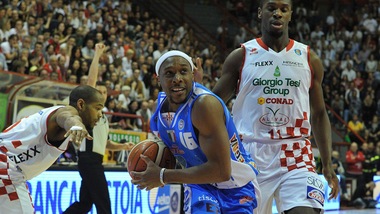 Basket Serie A, la corsa alla salvezza e ai playoff