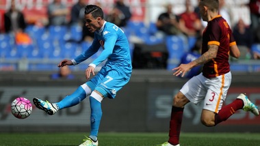 La moviola: Callejon, il fuorigioco è millimetrico