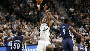 Aldridge umilia i Thunder, tutto facile per gli Spurs