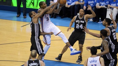 Durant affonda San Antonio: gli Spurs ripartono da lui?