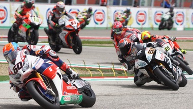 SBK team Pedercini, ottimo debutto per Anthony West