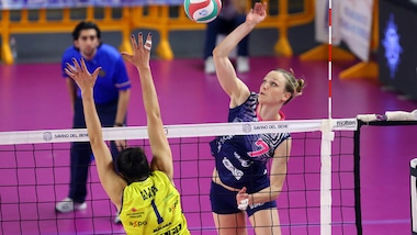 Volley: A1 Femminile, ancora un' "orange" a Novara: Pietersen