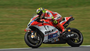MotoGp Mugello: terze libere a Iannone, Rossi ottavo