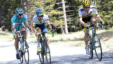 Giro d'Italia, Filiforov vince la crono. Nibali perde terreno