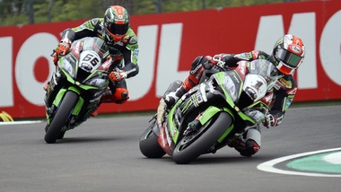 Superbike Donington, Rea: «Problemi al cambio, domani andrà meglio»