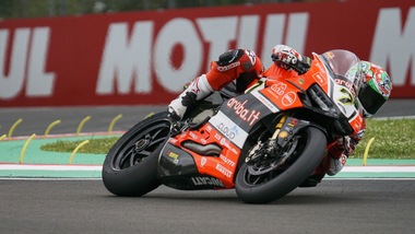 Superbike Donington, Davies: «Contento per il podio»