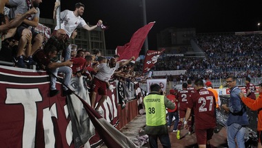 Serie B Trapani in finale playoff, battuto lo Spezia