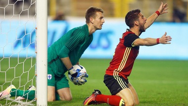 Pari Belgio, Mertens decisivo. Olanda ok: Strootman in campo venti minuti