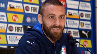 Italia, De Rossi: «La 10 a Thiago Motta? Sciacquatevi la bocca»