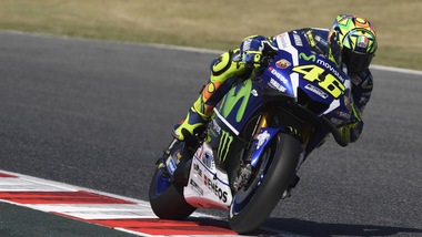 MotoGp, Rossi duro: «Modifiche al circuito favoriscono altre moto»