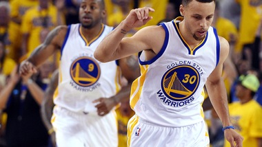 Curry, no alle Olimpiadi: "Devo riposarmi"