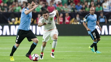 Calciomercato Napoli, accelerata per Herrera