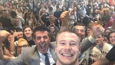 Volley: Superlega, bagno di folla per il primo giorno perugino di Zaytsev