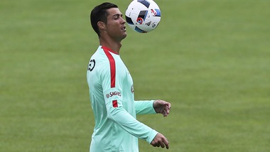 Portogallo, Cristiano Ronaldo prepara il suo esordio