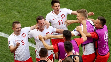 Euro 2016 la Polonia batte l'Irlanda del Nord con un super Milik