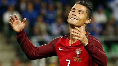 Euro 2016, Portogallo-Islanda 1-1: delusione Ronaldo!