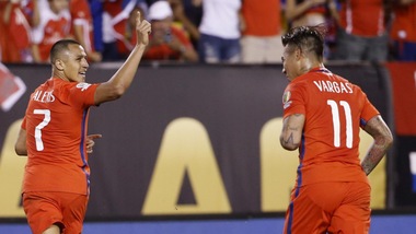 Coppa America, il Cile vola ai quarti con Sanchez-Vargas show