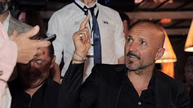Spalletti al Pitti Uomo: «Nainggolan resta»