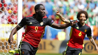 Euro 2016, Belgio-Irlanda 3-0: Lukaku-Witsel, show dei Diavoli Rossi. L'Italia è prima