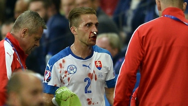 Slovacchia-Inghilterra, gomitata da Bertrand: paura per Pekarik