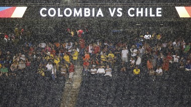 Coppa America, Colombia-Cile: tempesta di pioggia, l'intervallo dura oltre due ore