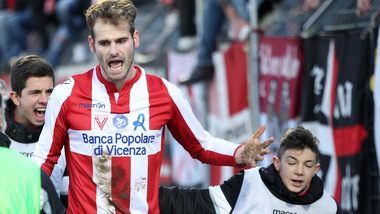 Calciomercato Cagliari, per l'attacco si pensa a Raicevic