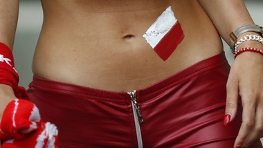 Euro 2016, le tifose polacche invadono Saint-Etienne