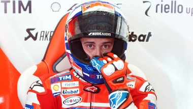 MotoGp Assen, Dovizioso: «Pole è per il team, cambio gomme strategia vincente»