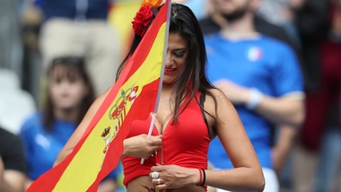 Italia-Spagna, le tifose spagnole scaldano Saint-Denis