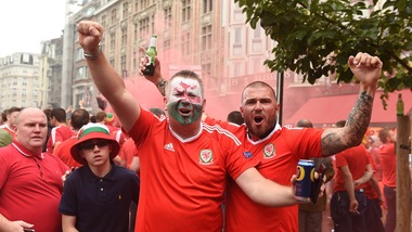 Galles, ritardi nell'Eurotunnel: tifosi non possono arrivare allo stadio